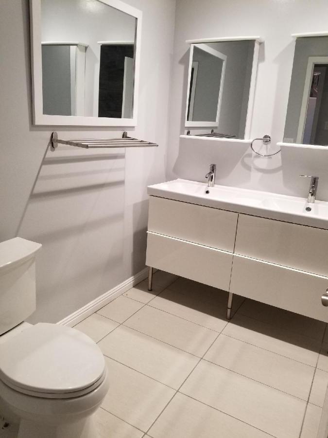 Private La Bedroom W Private Half-Bathroom - Ac - Wifi - Private Fridge -Smart Tv Лос-Анджелес Экстерьер фото