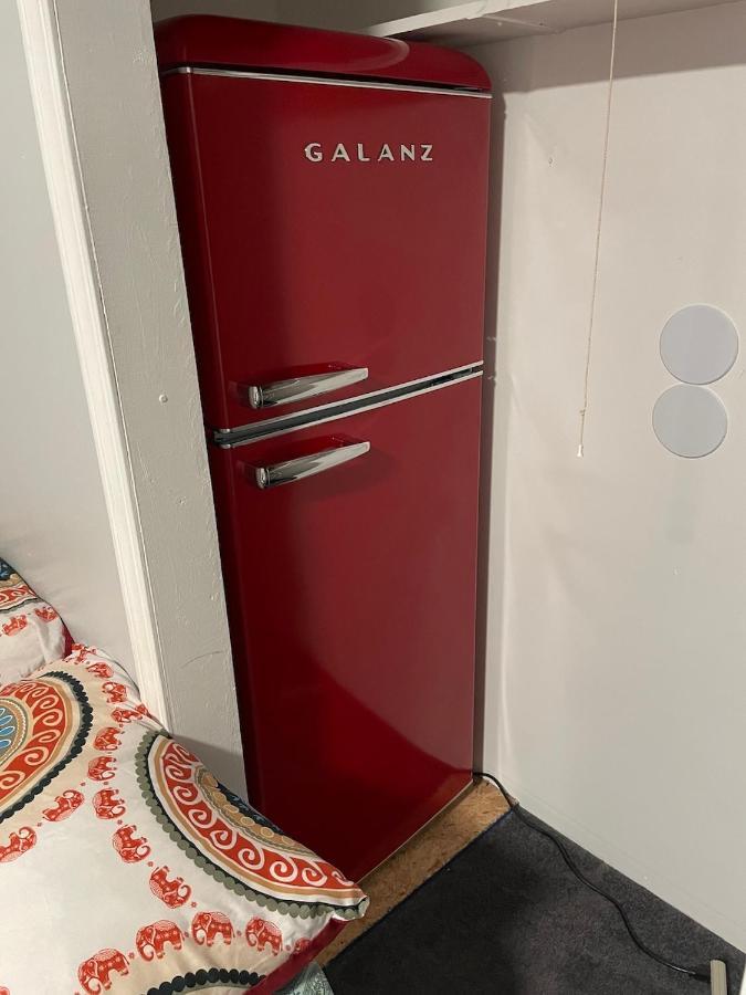 Private La Bedroom W Private Half-Bathroom - Ac - Wifi - Private Fridge -Smart Tv Лос-Анджелес Экстерьер фото