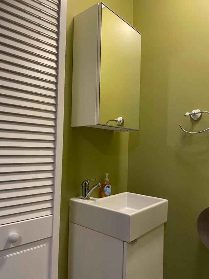 Private La Bedroom W Private Half-Bathroom - Ac - Wifi - Private Fridge -Smart Tv Лос-Анджелес Экстерьер фото
