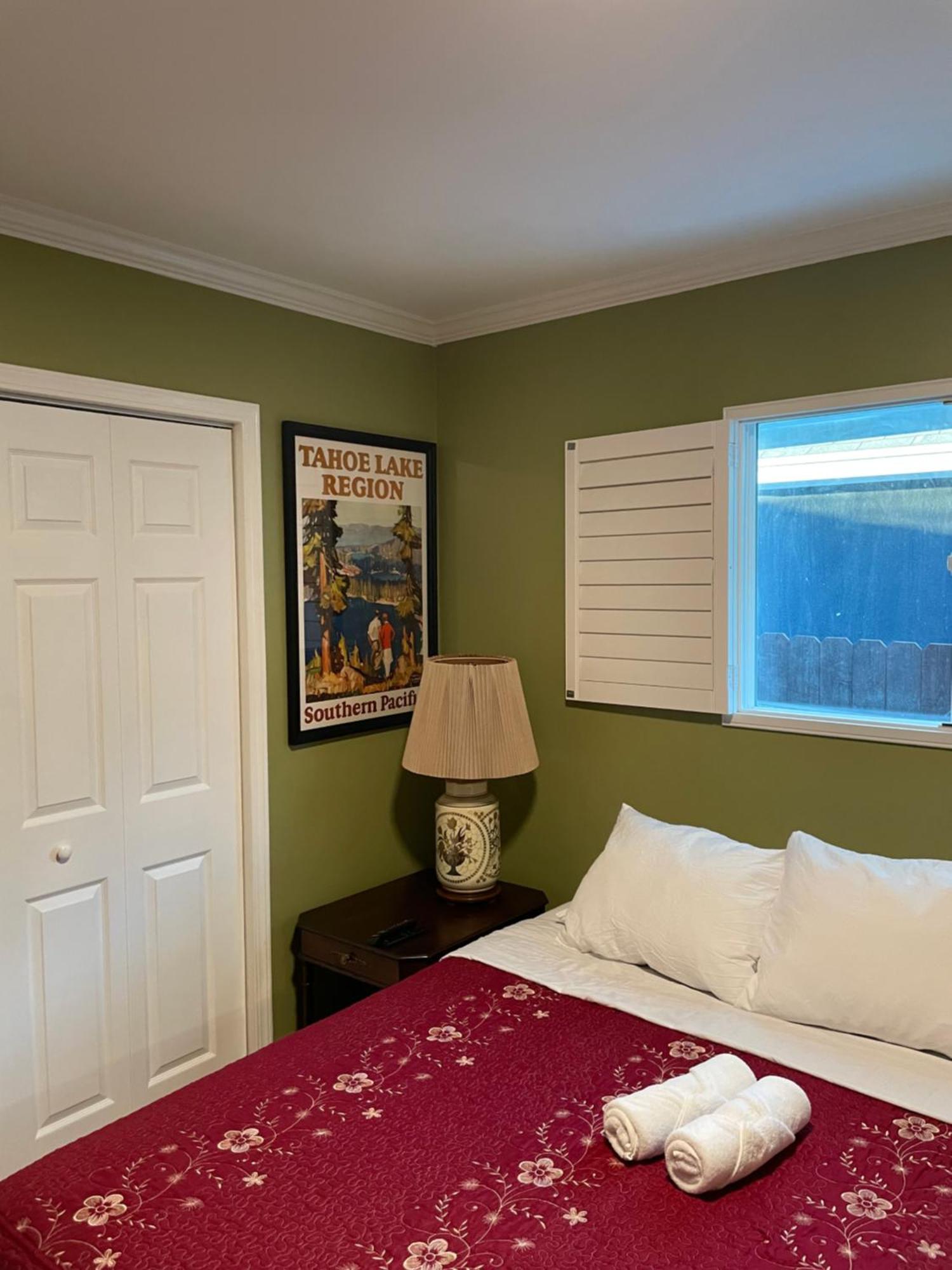 Private La Bedroom W Private Half-Bathroom - Ac - Wifi - Private Fridge -Smart Tv Лос-Анджелес Экстерьер фото