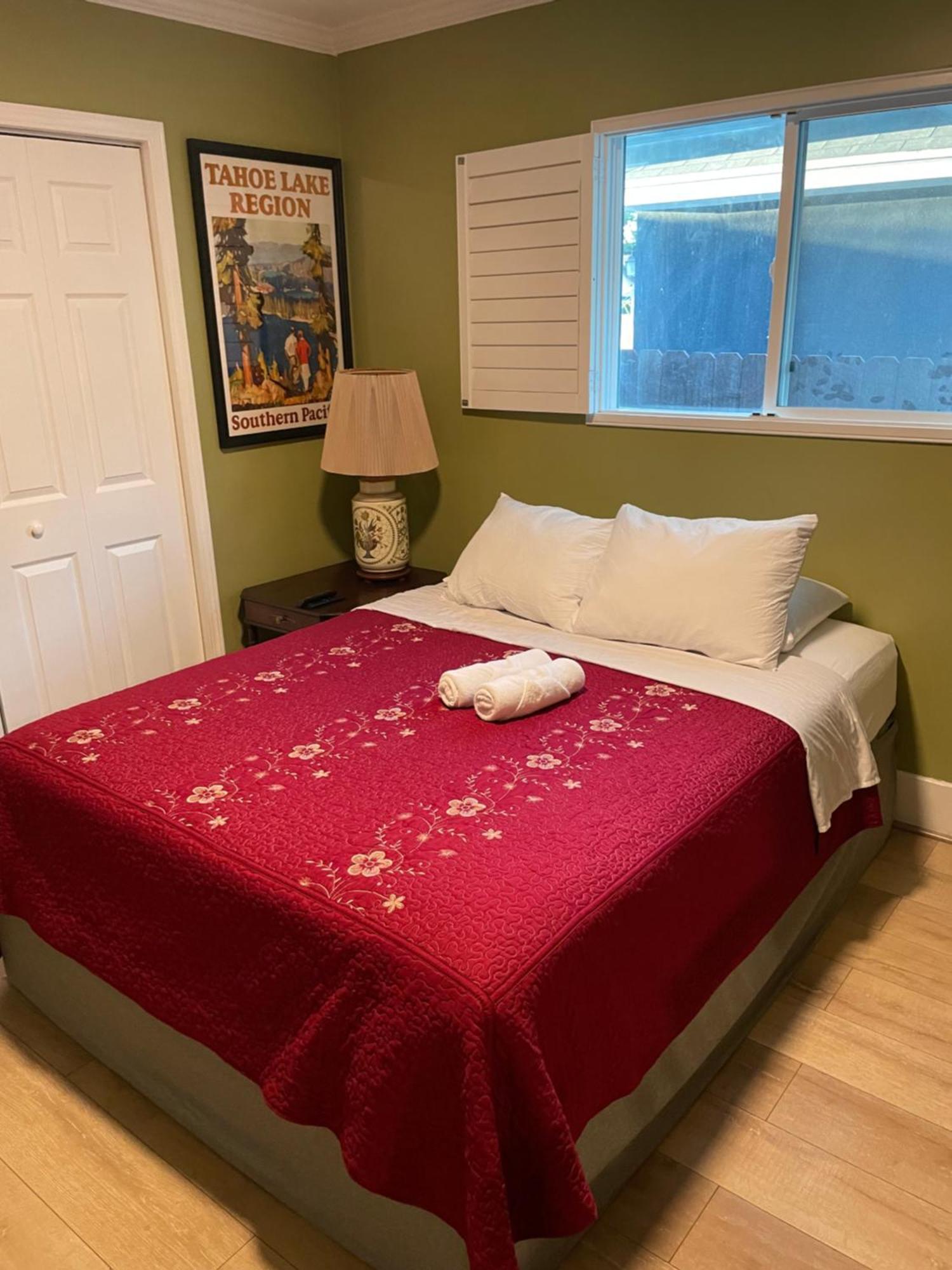 Private La Bedroom W Private Half-Bathroom - Ac - Wifi - Private Fridge -Smart Tv Лос-Анджелес Экстерьер фото